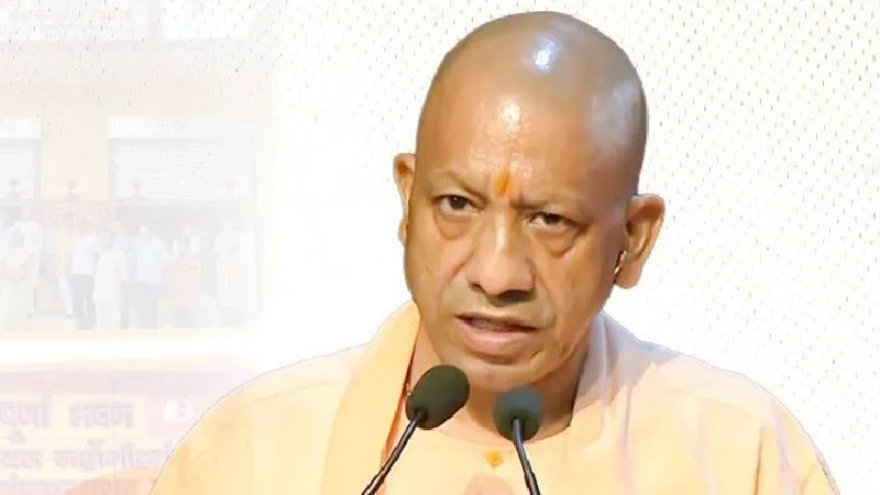 बागपत सड़क हादसे में मृतकों की संख्या हुई 12, सीएम योगी ने किया आर्थिक मदद का ऐलान