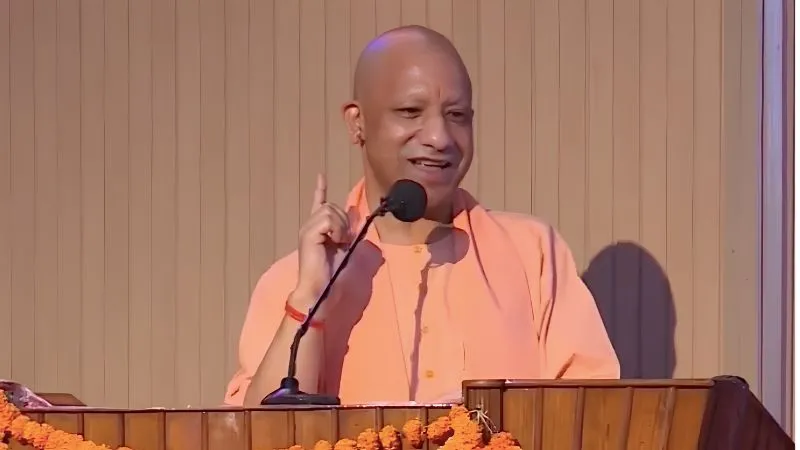 'जालीदार टोपी छिटक न जाए...', राम मंदिर पर CM योगी का कांग्रेस-सपा पर बड़ा हमला, बोले- रामकाज में कालनेमि भी घुसेंगे