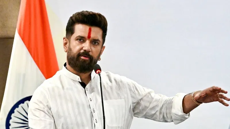 ‘विपक्ष नहीं जनता के लिए…’, CEC ज्ञानेश कुमार के इस्तीफे की मांग के बीच राहुल गांधी को चिराग पासवान का जवाब