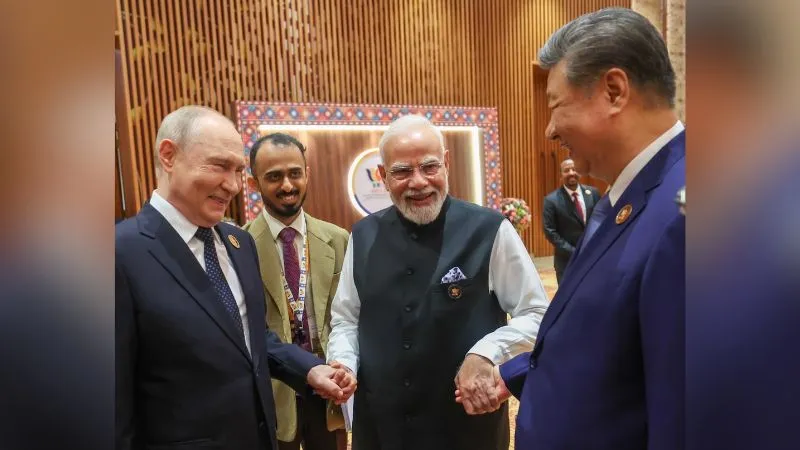 मिडिल ईस्ट में शांति-स्थिरता की भारत की अपील, BRICS देशों के साथ मिलकर काम करेगा चीन, दिल्ली में बोले शी जिनपिंग