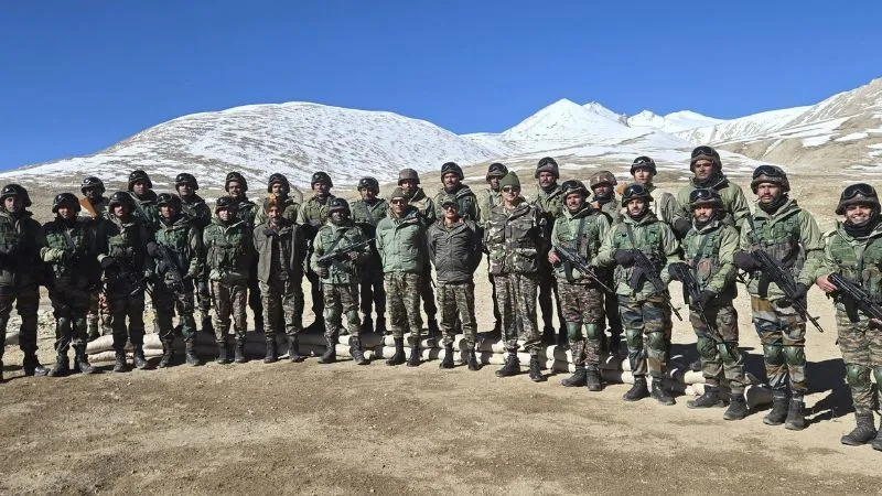 LAC पर भारत की मजबूत पकड़… लद्दाख बॉर्डर के पास चीनी सेना की तैनाती में आई बड़ी कमी, कूटनीतिक रणनीतिक आई काम!