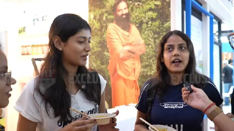 UP की Gen-Z का मूड क्या है? Business Women से लेकर युवाओं तक ने बताई Yogi सरकार पर राय