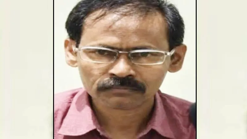 2.20 करोड़ के इनामी माओवादी असीम मंडल ने किया आत्मसमर्पण, झारखंड-ओडिशा में 55 मामले दर्ज