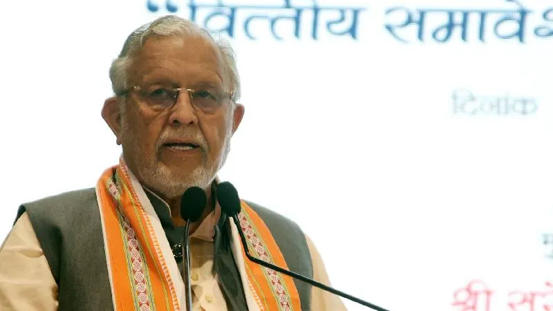 कमजोर और ग्रामीण वर्ग तक बीमा पहुंचाना सबसे जरूरी : सुरेश खन्ना
