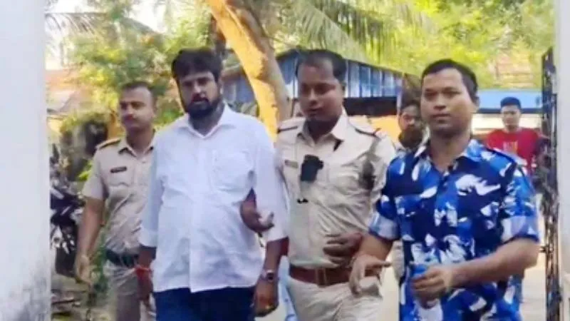 पश्चिम बंगाल: पूर्व TMC विधायक बिस्वजीत दास गिरफ्तार, कार से हथियार बरामद