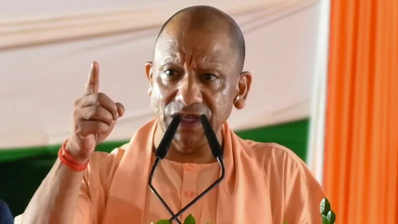 'सनातन के बिना भारत की कल्पना नहीं...', गोरखनाथ मंदिर से CM योगी का बड़ा संदेश, अयोध्या-काशी का भी किया जिक्र