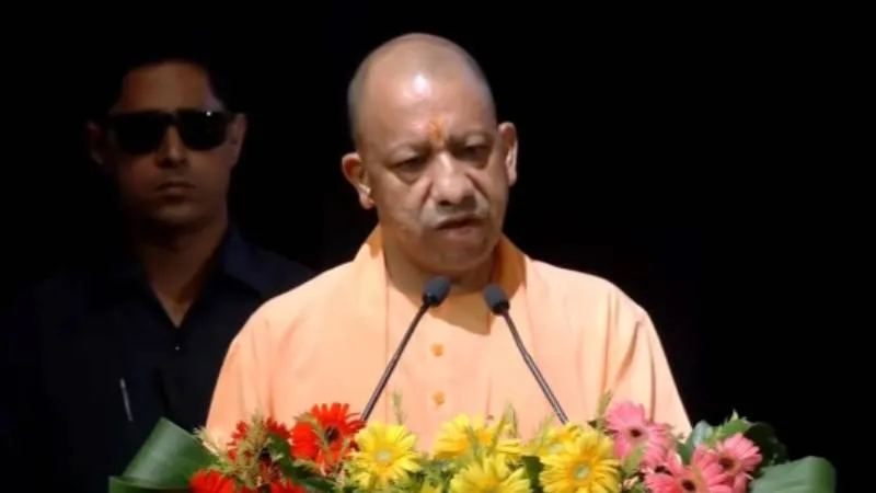 PM मोदी के 76वें जन्मदिन पर काशी में ‘सेवा संकल्प अभियान’ का आगाज, CM योगी बोले- 25 साल की सेवा यात्रा देश के सामने