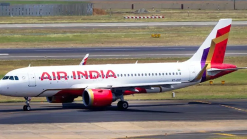 गांजा पीकर विमान उड़ाने वाले पायलट पर एक्शन,  Air India ने नौकरी से निकाला; जाने क्या है पूरा मामला?