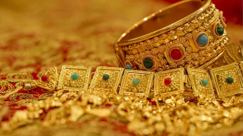 Gold-Silver Price: सोने-चांदी के दाम में बड़ी गिरावट, खरीदारी से पहले जान लें नया भाव
