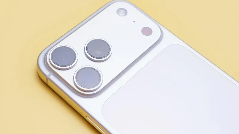 Apple का सबसे बड़ा धमाका! iPhone 18 Pro और Fold Ultra से मचेगी टेक्नोलॉजी की दुनिया में हलचल