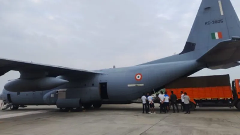 नेपाल की मदद में फिर आगे आया भारत, 5.5 टन राहत सामग्री और 11 सदस्यीय टीम लेकर रवाना हुआ 5वां विमान