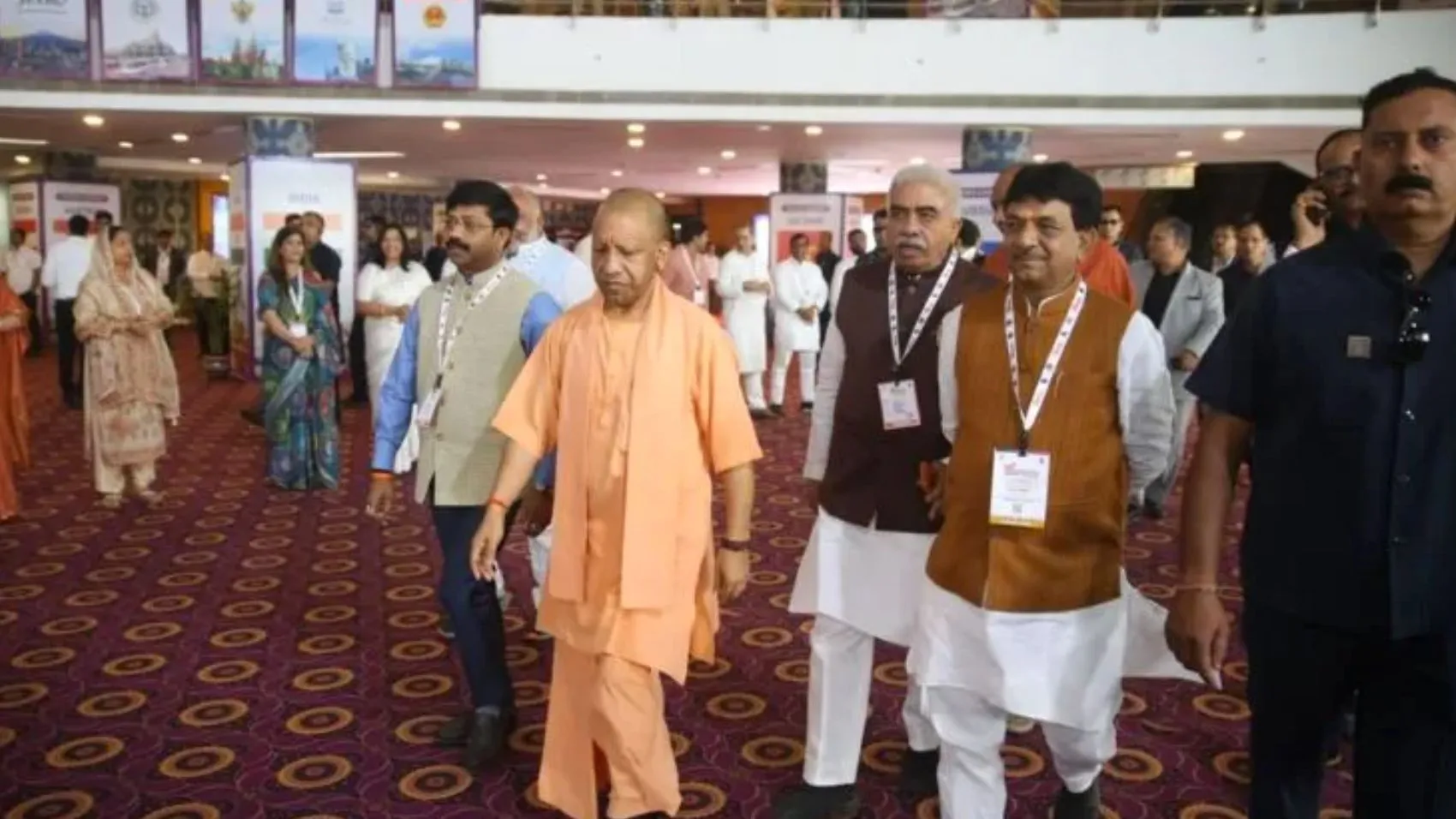 UPITS ने रचा नया रिकॉर्ड, 4 दिनों में 5.48 लाख से ज्यादा लोगों की एंट्री, 1.56 लाख घरेलू कारोबारी खरीदार पहुंचे