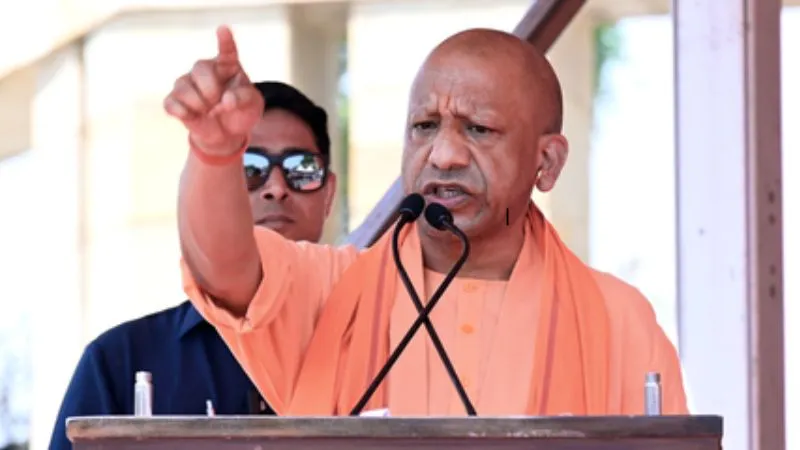 जो नहीं कर पाए वे गिनते जाएं, हम नौकरियां देते जाएंगे: मुख्यमंत्री योगी आदित्यनाथ