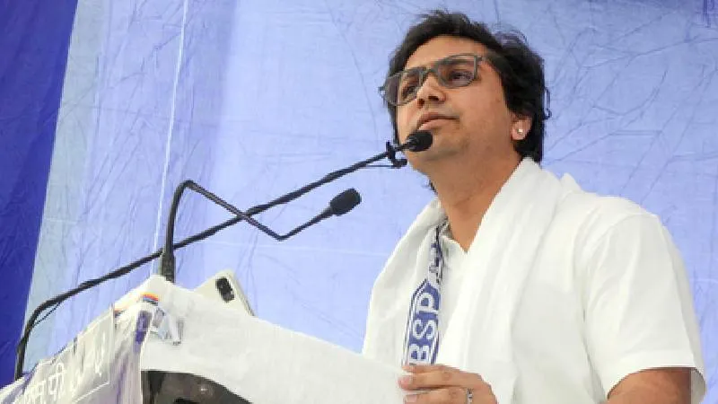 BSP से बाहर होने के बीच आकाश आनंद का बड़ा बयान, बोले- किसी दूसरे दल में नहीं जाऊंगा, बसपा ही मेरा परिवार