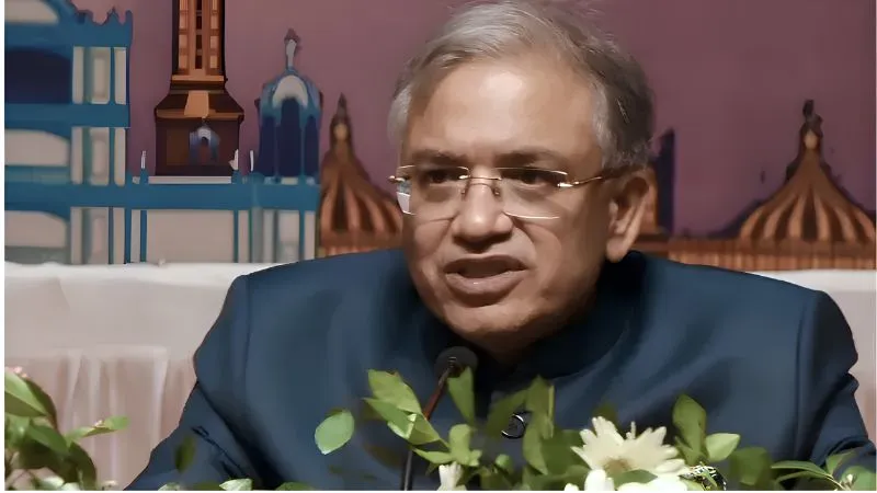 SIR विवाद के बीच CEC ज्ञानेश कुमार की बढ़ी मुश्किलें? 20 साल पुराने मामले की फाइलें फिर खुलीं; जानें क्या है मामला?