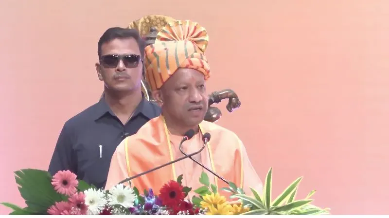 UP में अब 'रूल ऑफ माफिया' नहीं, 'रूल ऑफ लॉ'...', CM योगी का बड़ा बयान; युवा वकीलों को दी नसीहत