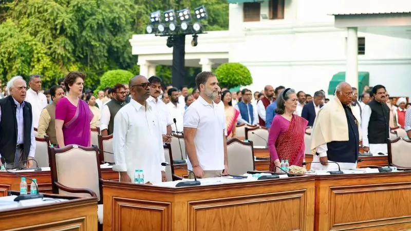 विपक्ष की मॉक पार्लियामेंट में ज्ञानेश कुमार के खिलाफ महाभियोग पास, 19 दलों के 215 सांसद शामिल, जानें क्या-क्या हुआ?