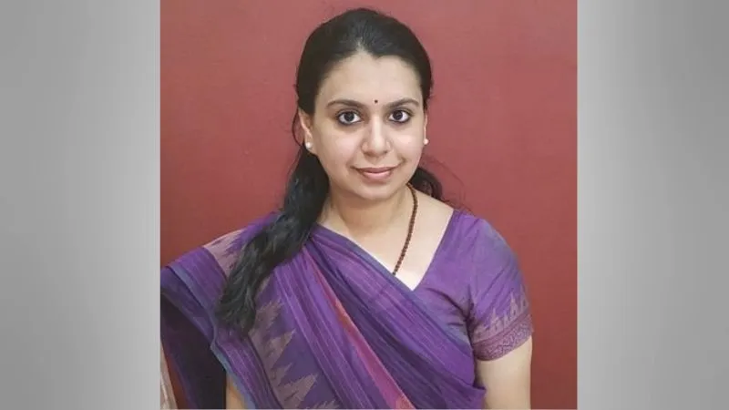 IAS की नौकरी छोड़ राजनीति में उतरीं दिव्या मित्तल, बनाई 'जननीति' पार्टी, UP की इस सीट से ठोकेंगी ताल