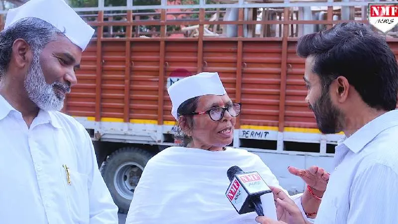 Delhi Protest हुआ सुपर फ्लॉप, कांग्रेसी महिला ने रिपोर्टर का कॉलर पकड़ कहा- मैं मोदी को मारूंगी!