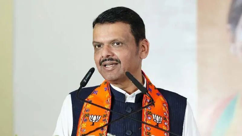 सिंहस्थ महाकुंभ की तैयारियों को लेकर मुख्यमंत्री फडणवीस करेंगे राष्ट्रपति मुर्मु से मुलाकात, ध्वजारोहण समारोह के लिए करेंगे आमंत्रित