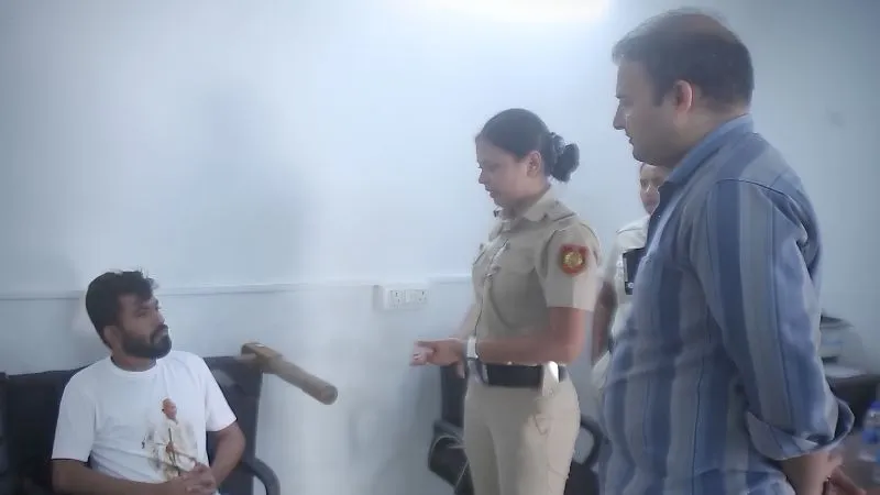 पुलिस ने जारी किया दिपके की हिरासत का Video, आरोपों को बताया झूठा, दादी के निधन के बाद की थी घर भेजने की पेशकश, Video
