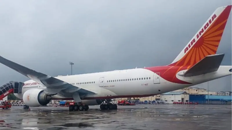फ्रैंकफर्ट से दिल्ली आ रही Air India की फ्लाइट में हाईजैक अलर्ट! जयपुर में हुई इमरजेंसी लैंडिंग, सुरक्षा एजेंसियां अलर्ट