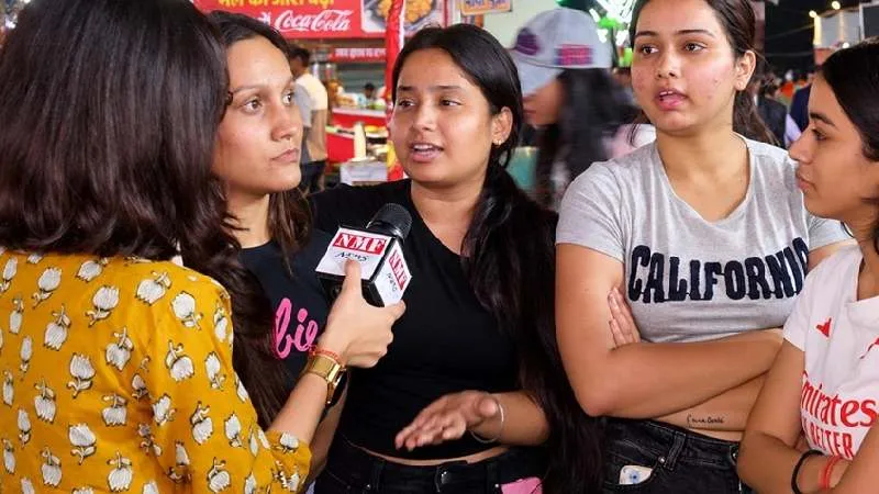 CM योगी के यूपी में युवाओं में बढ़ रहा पूजा-पाठ का क्रेज! लड़कियों ने कैमरे पर बोल दी बड़ी बात..