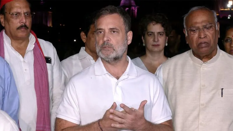 CJP के प्रदर्शन के बीच राहुल गांधी का बड़ा दांव, सोमवार के लिए INDIA ब्लॉक की खास तैयारी!