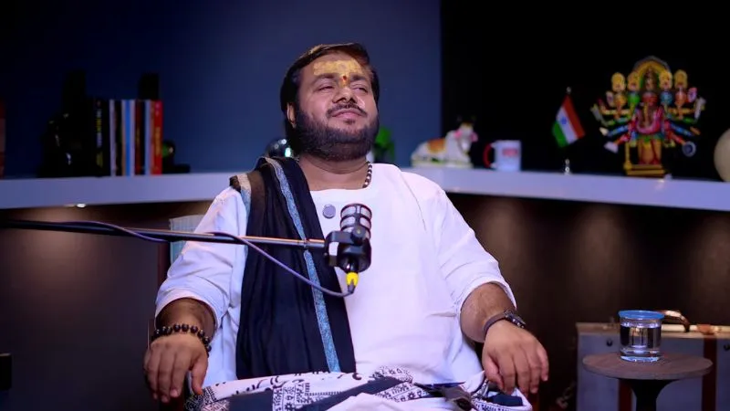प्रेमानंद महाराज, आश्रम, रसिक दुलारी विवाद…Rasraj Ji Maharaj का बड़ा बयान!