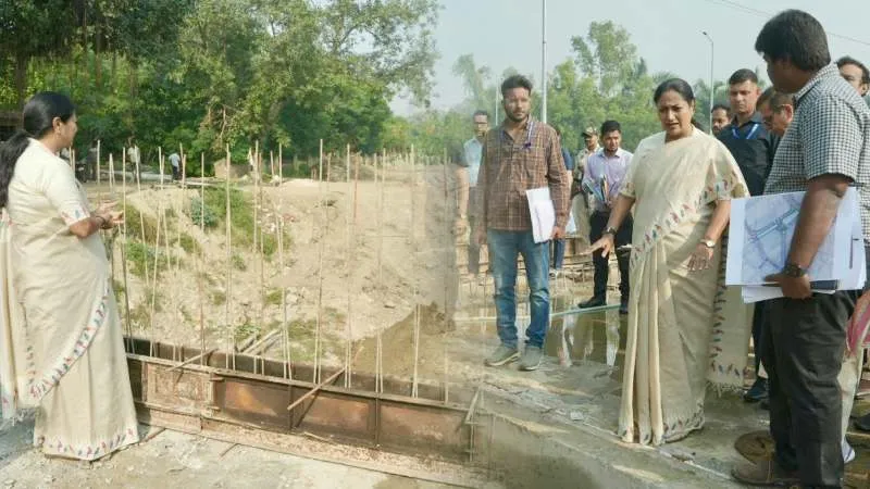 दिल्ली में छठ पूजा की तैयारी तेज, CM रेखा गुप्ता ने छठ घाटों के निर्माण कार्यों का लिया जायजा