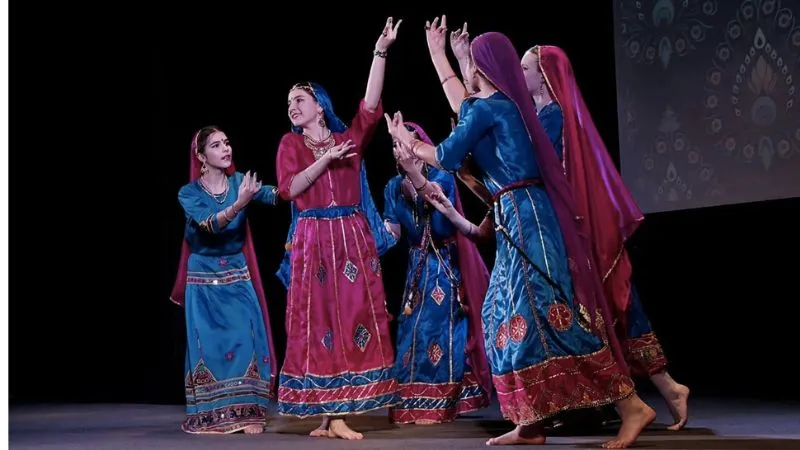 योगी सरकार में अयोध्या के बढ़े वैभव की रूस तक गूंज, मॉस्को में भी हुई रामलीला; दिवाली पर जगमगाने की तैयारी