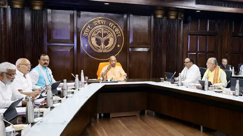 योगी कैबिनेट ने एसएएफ विनिर्माण प्रोत्साहन नीति-2026 को दी मंजूरी, बड़े निवेश और हरित रोजगार को मिलेगा बढ़ावा
