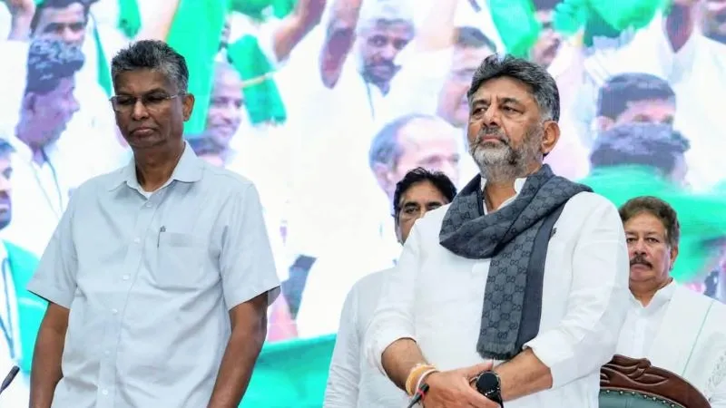 ‘SIR के खिलाफ नहीं…’, कांग्रेस के मंत्री का बड़ा बयान, ज्ञानेश कुमार के मुद्दे पर दो फाड़, राहुल पर BJP का वार