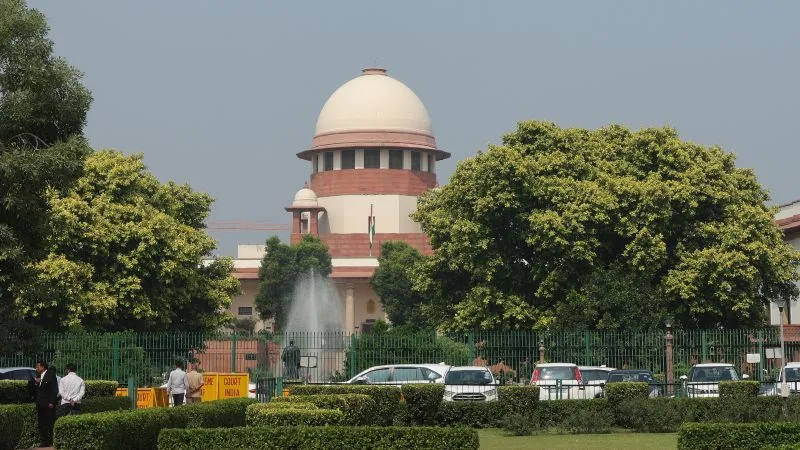 ‘बच्चों को इंटरनेट के इस्तेमाल से नहीं रोक सकते’, पूरी पाबंदी के खिलाफ सुप्रीम कोर्ट, सरकार को दिए बड़े निर्देश