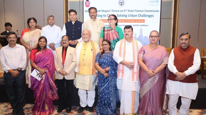 योगी सरकार में आत्मनिर्भर शहरों के विकास पर जोर, छठे राज्य वित्त आयोग के सम्मेलन में महापौरों ने बताईं प्राथमिकताएं