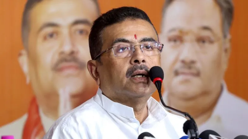 तो 2021 में नहीं टूटा था ममता बनर्जी का पैर? CM सुवेंदु ने चोट को बताया ‘नाटक’, मेडिकल रिपोर्ट दिखाई, अब होगी जांच