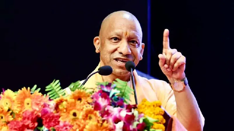 ग्रामीण अर्थव्यवस्था की निर्माता और नए भारत की भाग्य विधाता बन रही यूपी की नारी: CM योगी