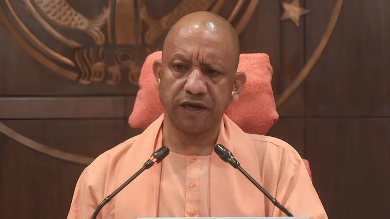 नवरात्रि पर CM योगी का महिलाओं को लेकर बड़ा संदेश, बोले- विकास की धुरी बनी नारी शक्ति