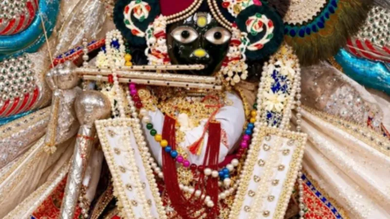 शरद पूर्णिमा पर बांके बिहारी रचाएंगे महारास, भक्तों को रहता है सालभर इंतजार