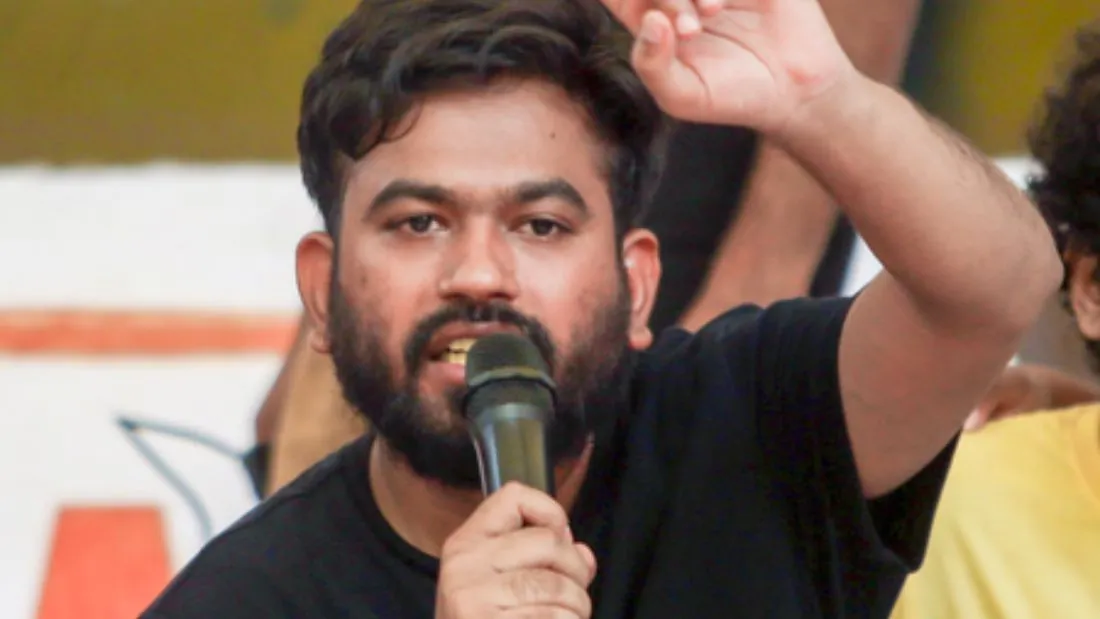 मुंबई में अभिजीत दिपके के प्रदर्शन के दौरान 75 साल के बुजुर्ग की मौत, हार्ट अटैक से गई जान