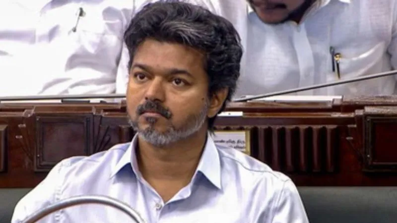 थलपति विजय के खिलाफ बोलना पड़ा भारी! DMK नेताओं पर धड़ाधड़ दर्ज हो गया केस, तमिलनाडु में मचा सियासी बवाल