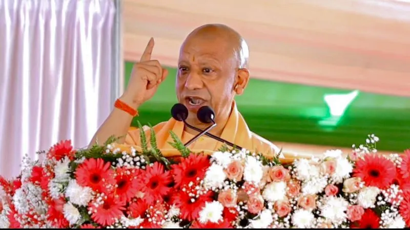 योगी सरकार में हुनर को रोजगार से जोड़ने की डिजिटल पहल, यूपी के 18 मंडलों में शुरू होगा ‘Blue DotsAI’