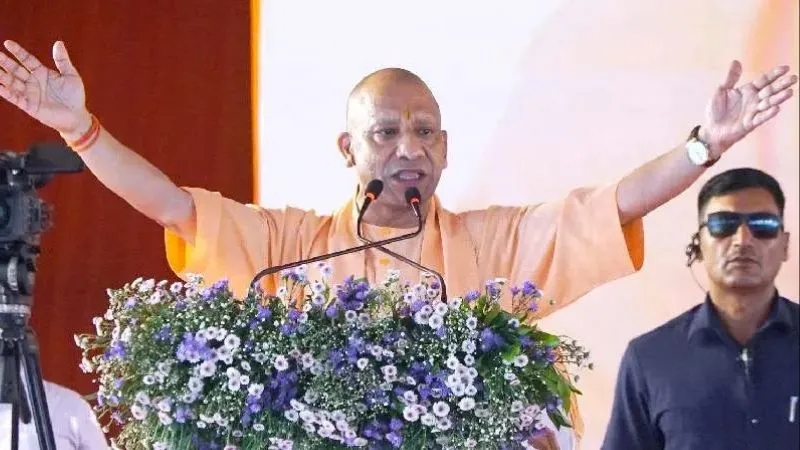 UP के स्कूलों में बढ़ी शिक्षकों की संख्या, 9 साल में कम्पोजिट विद्यालयों में 1.84 लाख की बढ़ोतरी