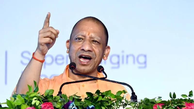 यीडा क्षेत्र में निवेश को नई रफ्तार, 25 कंपनियों को लेटर ऑफ इंटेंट