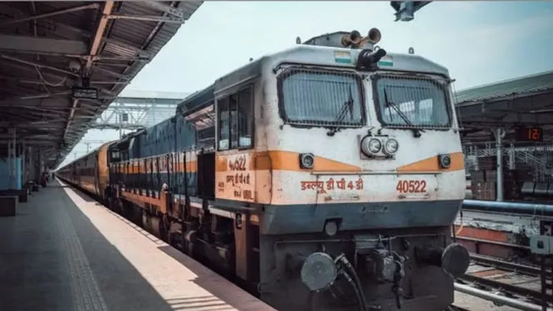 Railway Jobs 2026: रेलवे में स्टेशन मास्टर बनने का मौका, 1,250 पदों पर भर्ती; 27 अक्टूबर से आवेदन शुरू