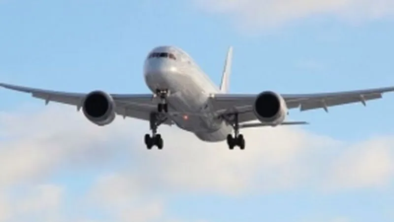 IndiGo Flight में आग के बाद DGCA का बड़ा एक्शन, इस मॉडल के Power Bank पर लगाया बैन