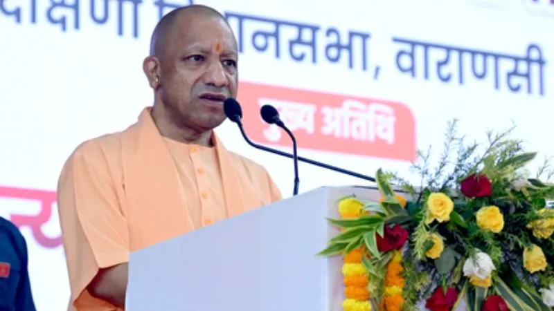 एयर शो की तैयारियों को लेकर सीएम योगी ने की समीक्षा, नमो घाट पर व्यवस्थाओं का किया स्थलीय निरीक्षण