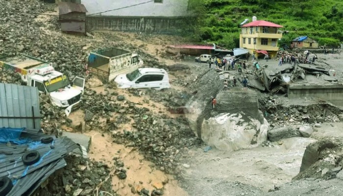 जम्मू-कश्मीर के रामबन में बादल फटने से भारी तबाही, 3 लोगों की मौत, 100 से ज्यादा का रेस्क्यू