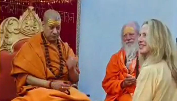 कौन है स्टीव जॉब्स की पत्नी लॉरेन पॉवेल के गुरु महामंडलेश्वर कैलाशानंद गिरी जी महाराज?