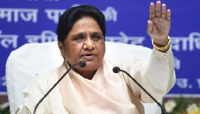 बसपा सुप्रीमो मायावती ने पार्टी के उत्तराधिकारी को लेकर दे दिया चौंकाने वाला बयान